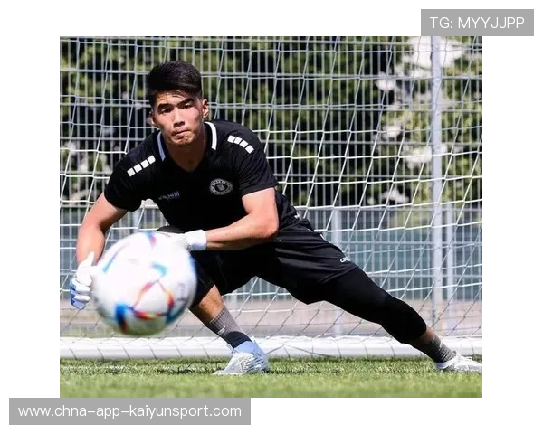 守门员连月摘奖：年轻门将成联赛焦点